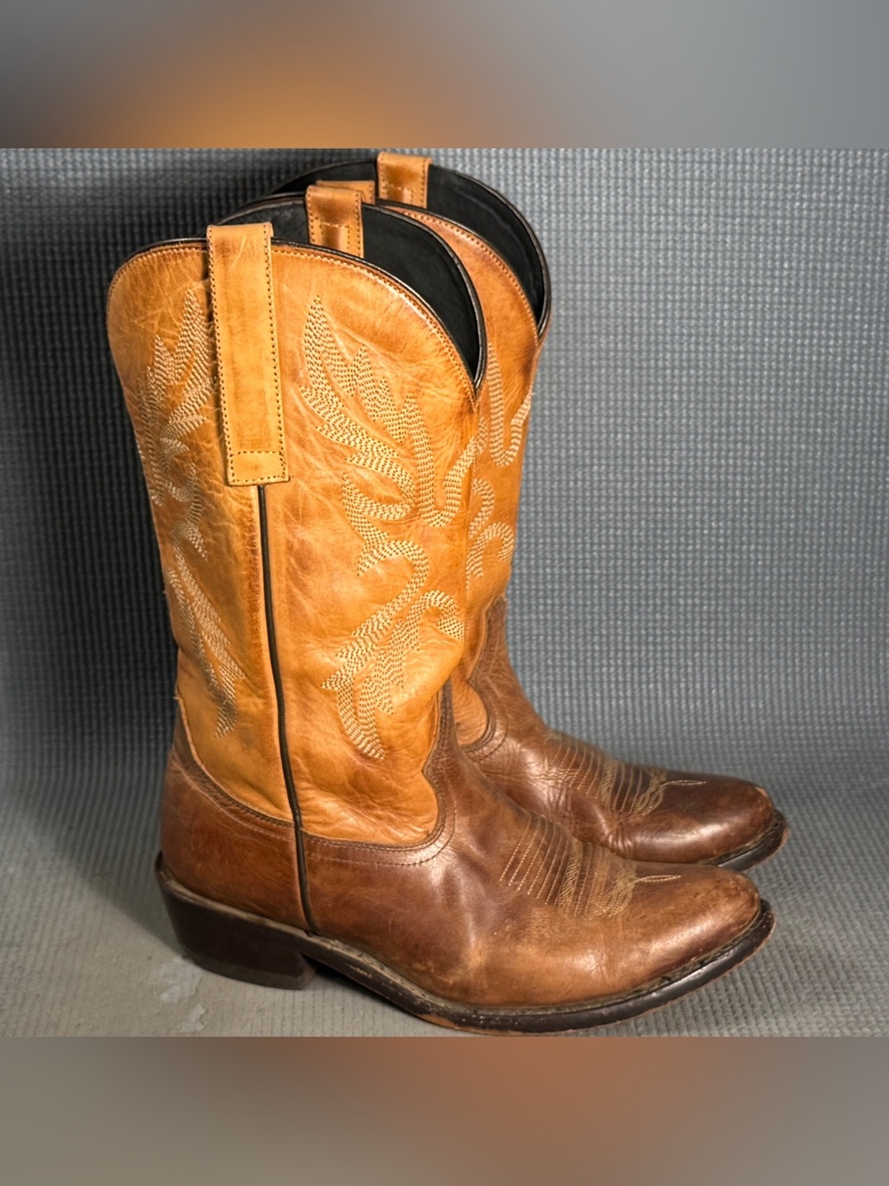 Masterson Boot Co. Women's Cowboy 2 Tone Leather Western Boots Size 9